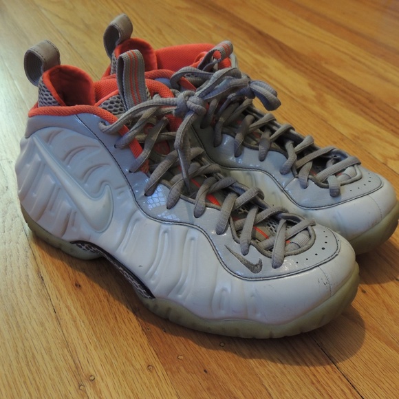Nike Foamposite Foams Pure Platinum Yeezy Glow